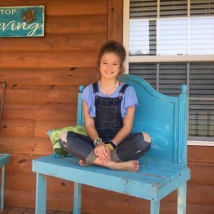 Meet your Posher, Jasmine